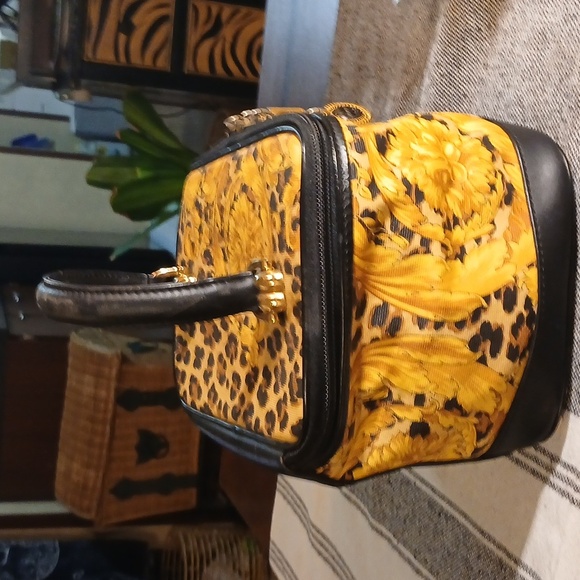 Authentic Gianni Versace Flower Leopard Vanity Hand Bag PVC Leathet - Picture 4 of 16